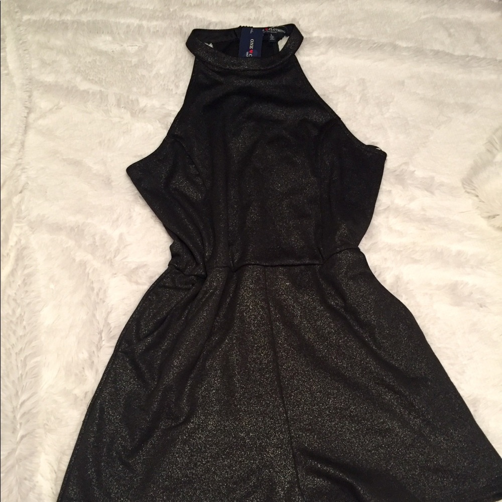 COPY - One ❤️ clothing women's romper SIZE L NWT